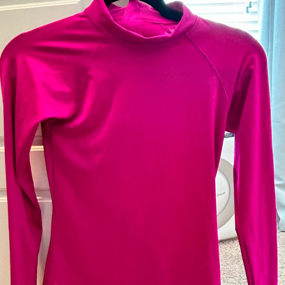 Athleta North Point Rashguard - Picture 3 of 6